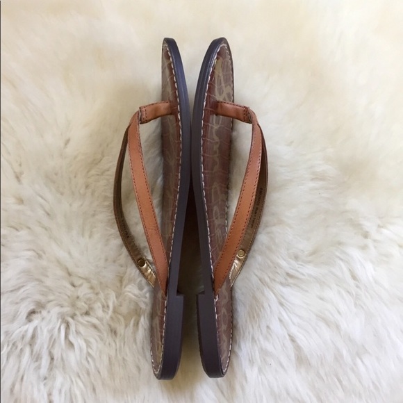 Sam Edelman Gracie Saddle Leather Flip Flop Sandal - Picture 5 of 8